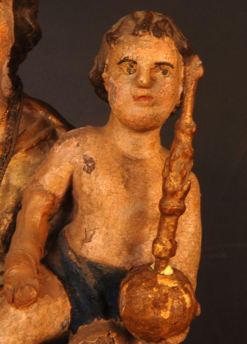 statue (statuette) : Vierge à l'Enfant, détail