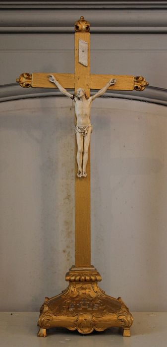 crucifix - © Ministère de la Culture (France), Conservation des antiquités et des objets d’art de la Somme – Tous droits réservés 