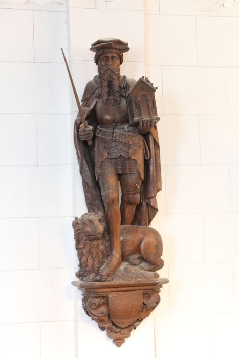 statue : Saint Adrien - © Ministère de la Culture (France), Conservation des antiquités et des objets d’art de la Somme – Tous droits réservés 