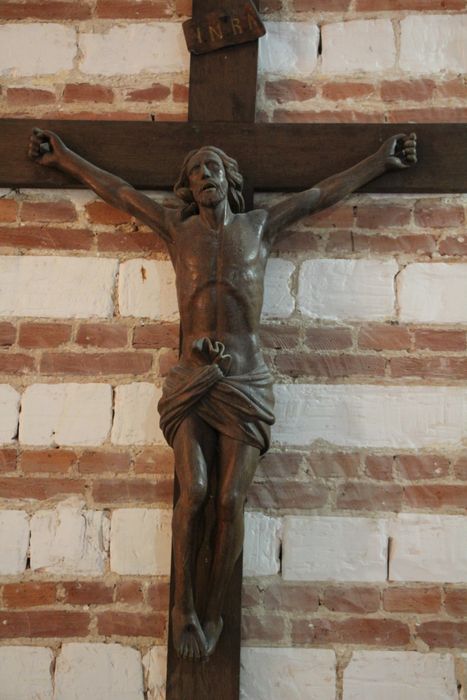 statue : Christ en croix - © Ministère de la Culture (France), Conservation des antiquités et des objets d’art de la Somme – Tous droits réservés 