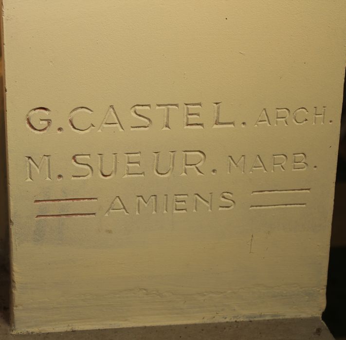 autel (maître-autel), détail de l’inscription