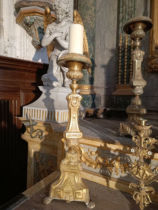 chandelier (garniture d'autel)