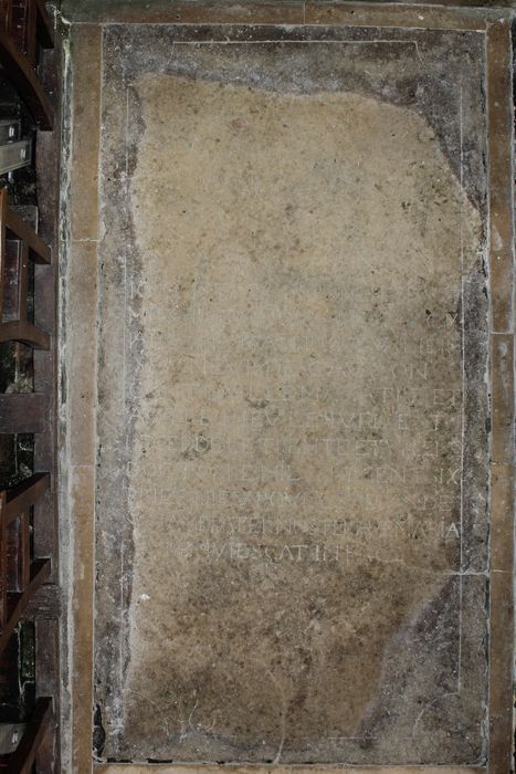 dalle funéraire d'André de Torcy - © Ministère de la Culture (France), Conservation des antiquités et des objets d’art de la Somme – Tous droits réservés
