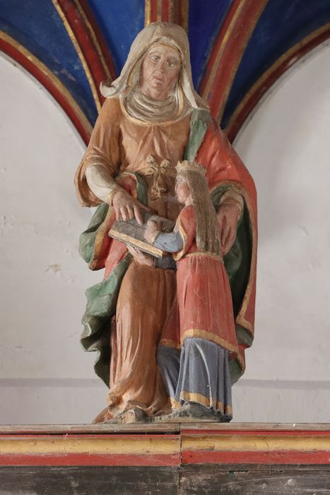 groupe sculpté : Sainte Anne et la Vierge - © Ministère de la Culture (France), Conservation des antiquités et des objets d’art de la Somme – Tous droits réservés 