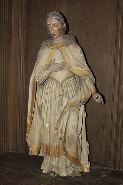 statue : Sainte non identifiée - © Ministère de la Culture (France), Conservation des antiquités et des objets d’art de la Somme – Tous droits réservés 