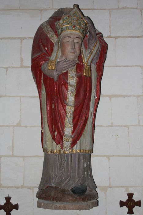 statue : Saint Denis céphalophore