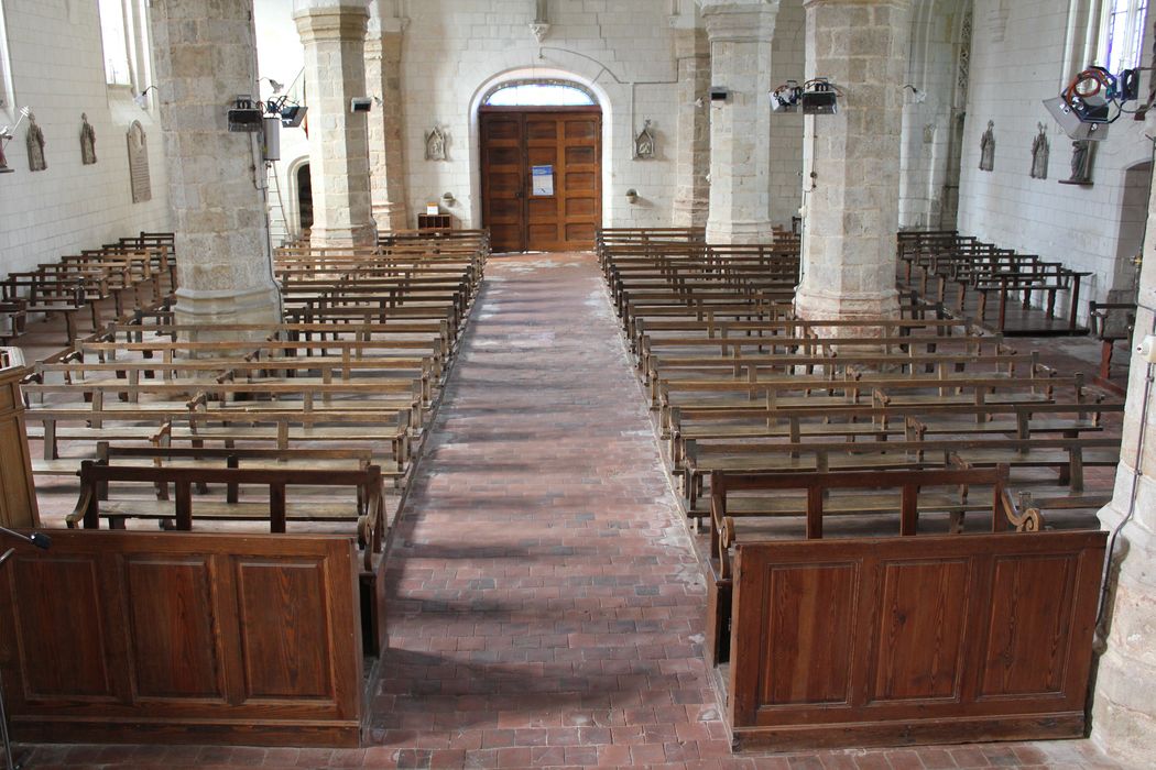 bancs - © Ministère de la Culture (France), Conservation des antiquités et des objets d’art de la Somme – Tous droits réservés