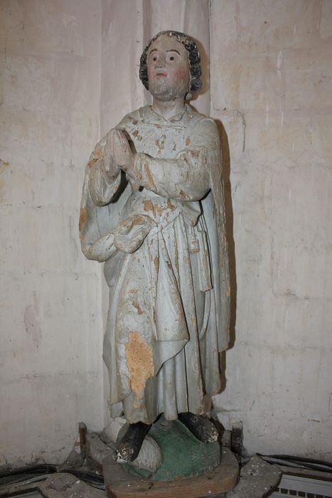 statue : Saint Jean l'Evangéliste - © Ministère de la Culture (France), Conservation des antiquités et des objets d’art de la Somme – Tous droits réservés 