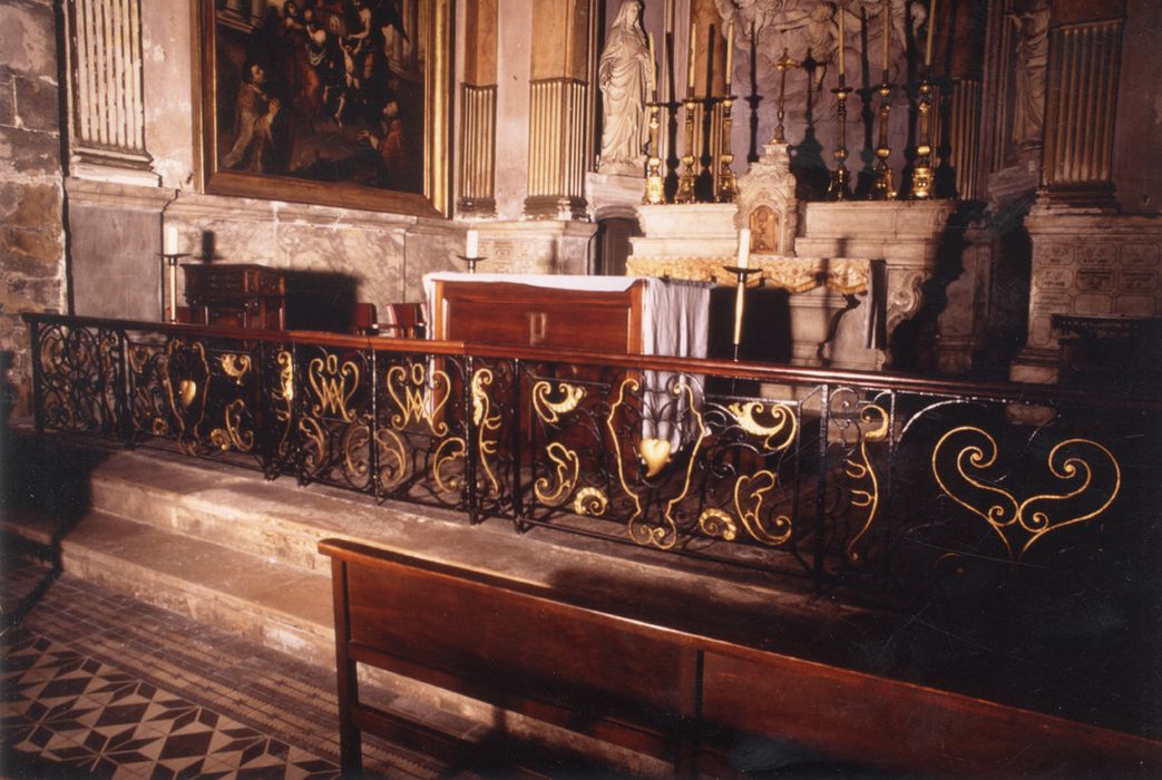 Clôture de la chapelle de la Vierge (table de communion)