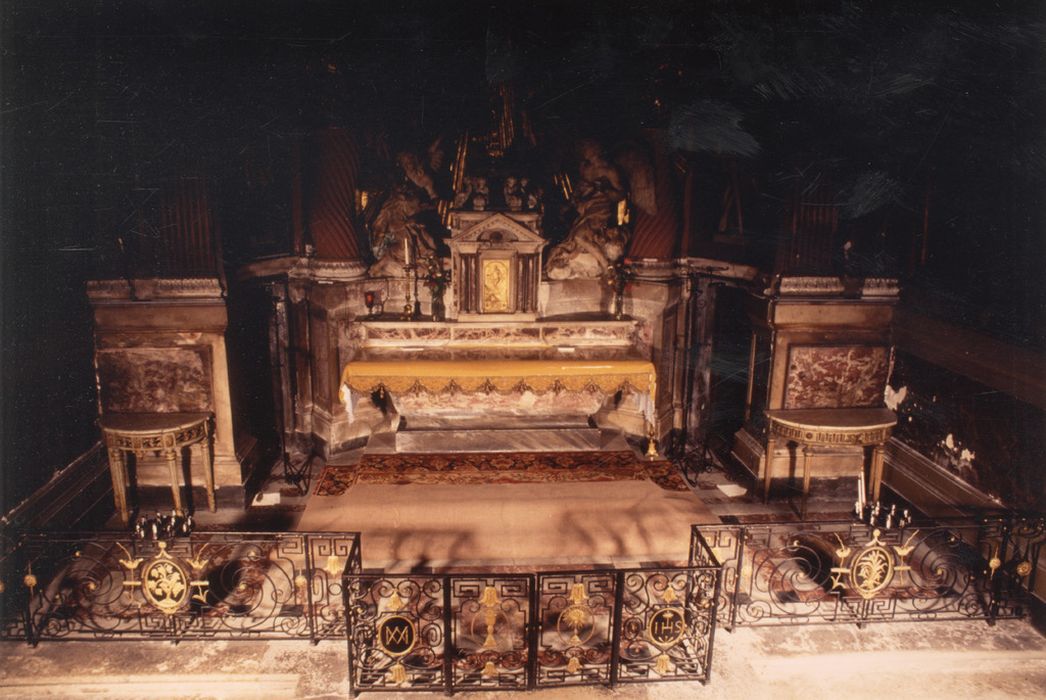 Clôture de la chapelle du Corpus Domini (table de communion)