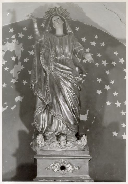 statue : Vierge salvatrice