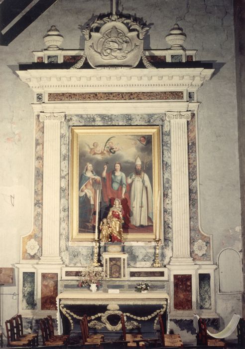 tableau : Sainte Marguerite surmontant le dragon, entourée de Saint Lambert et de Sainte Catherine d'Alexandrie