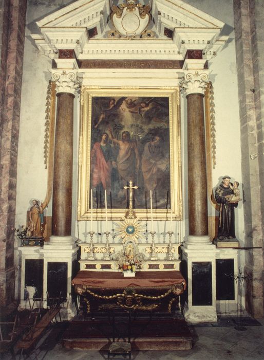 tableau : Saint Jean Baptiste entouré de Saint Matthieu et de Saint Jean l'Evangéliste