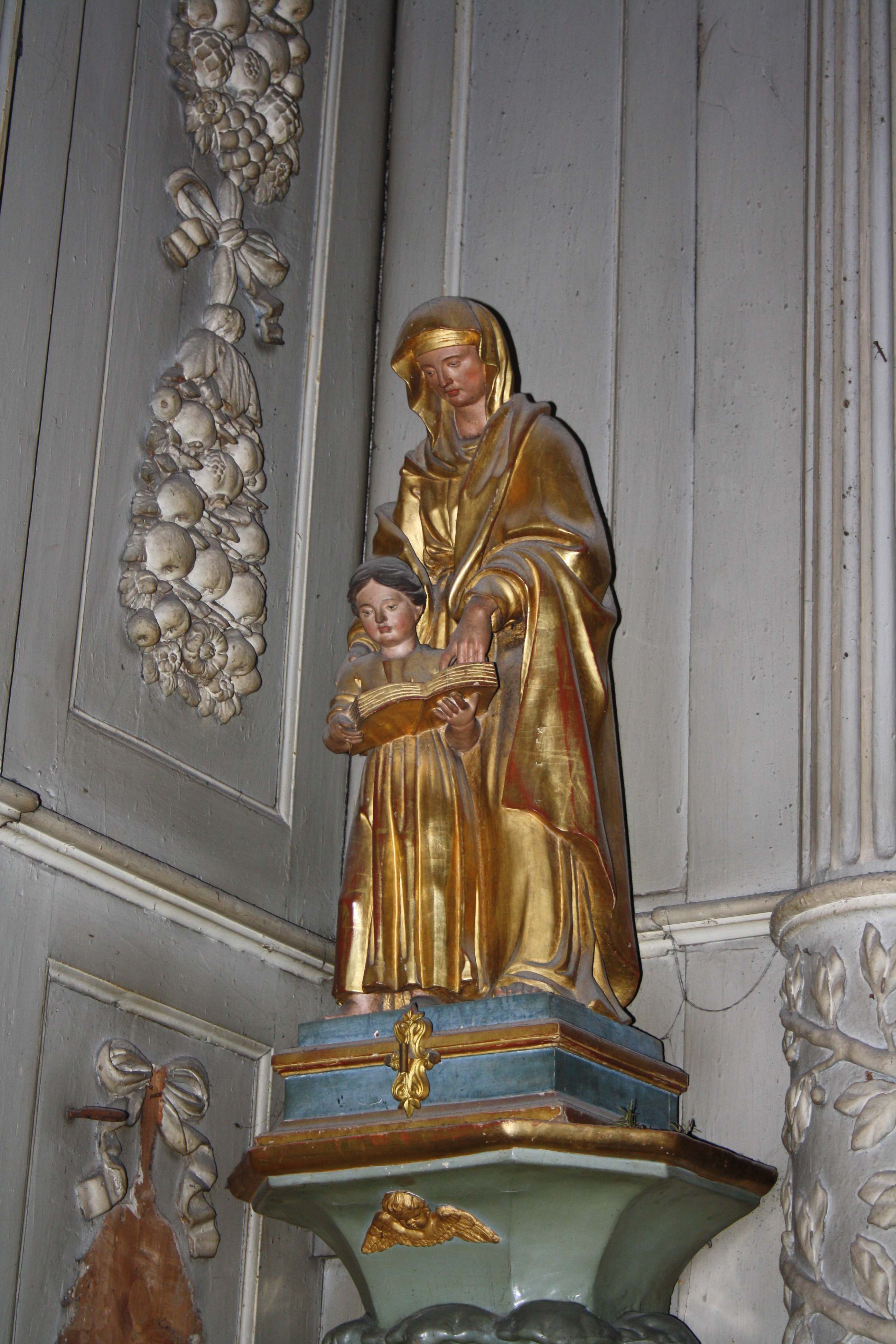 statue : Sainte Anne et la Vierge lisant