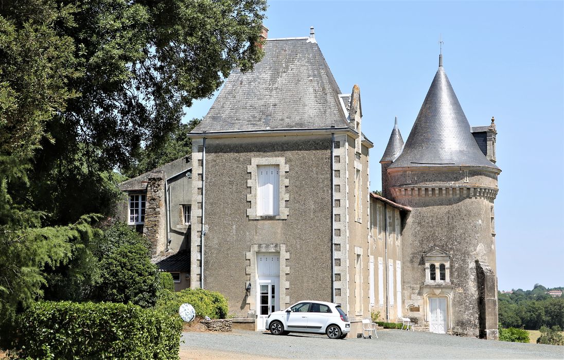 Manoir de Ponsay,ensemble sud, vue générale