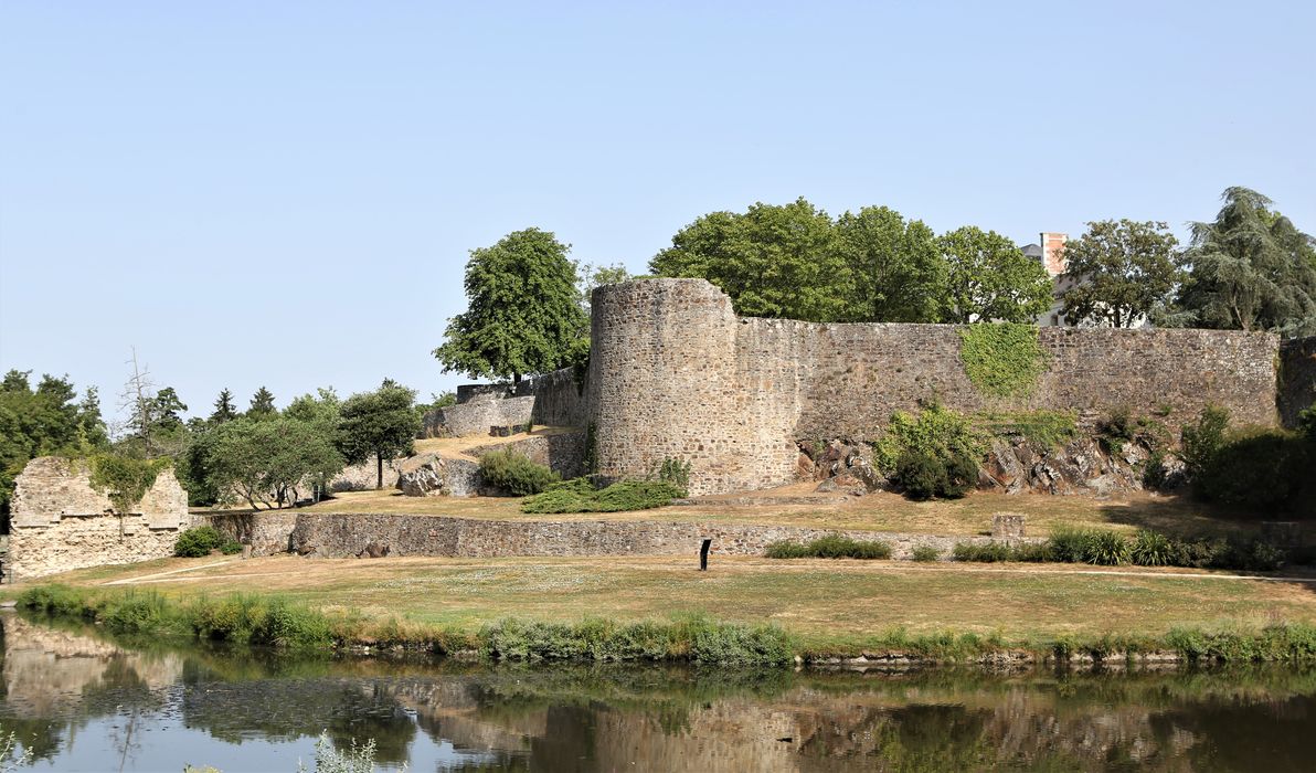 Ancien château