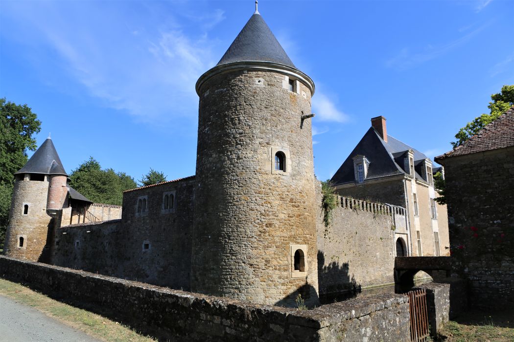 Château de l'Aubraie, ensemble sud