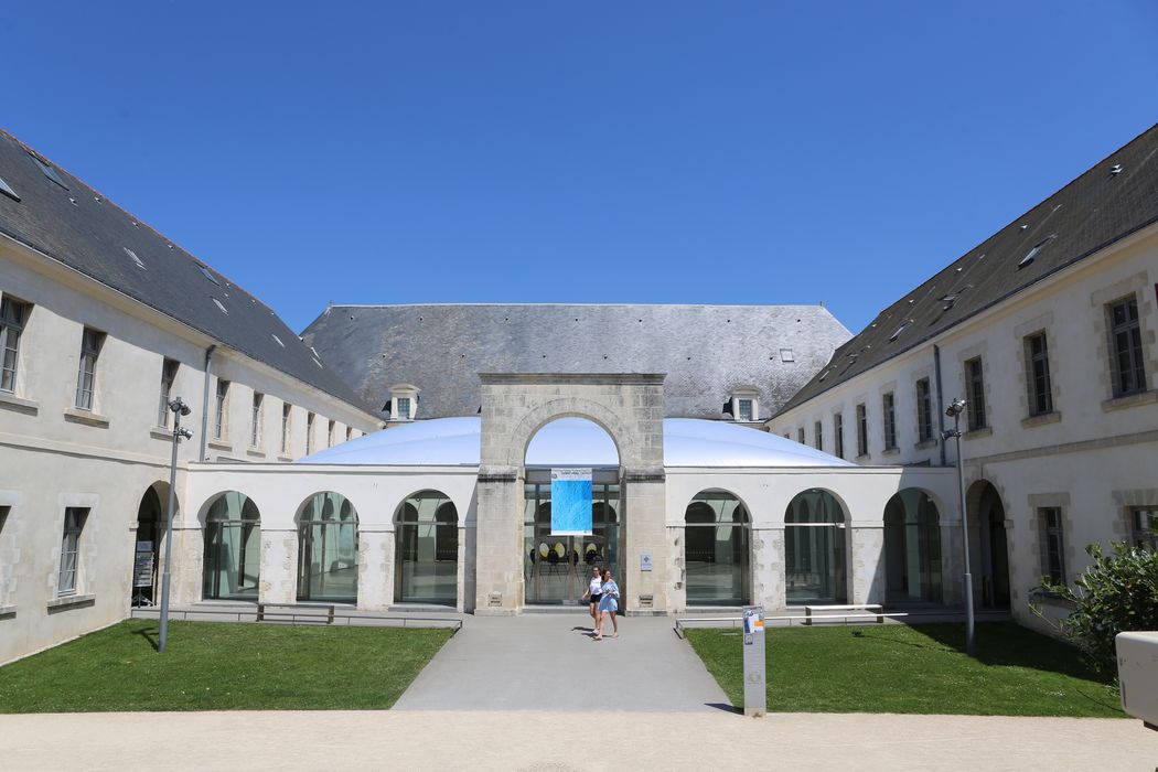 Couvent des Bénédictines de Sainte-Croix (ancien)