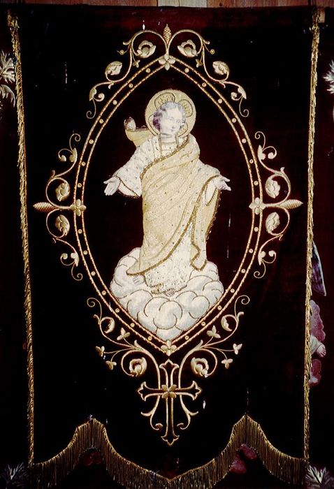 bannière de procession : l’Enfant Jésus