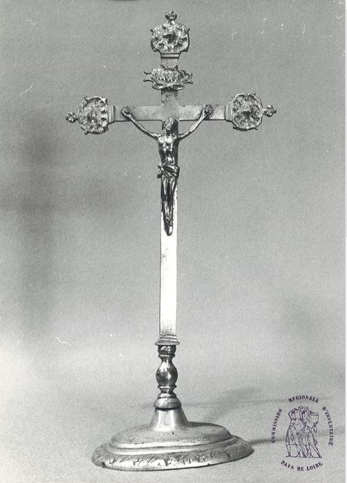 Croix d'autel