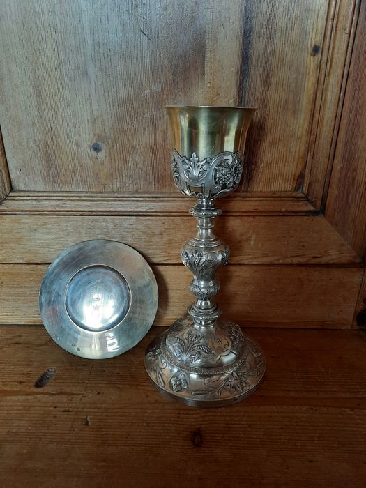 calice et patène - © Ministère de la Culture (France), Conservation des antiquités et des objets d’art de Vendée – Tous droits réservés