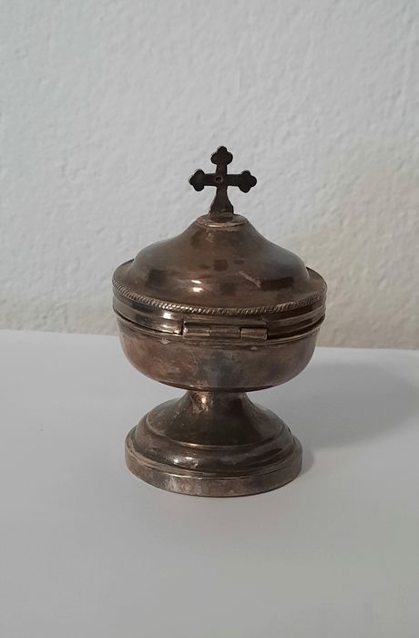 ciboire des malades - © Ministère de la Culture (France), Conservation des antiquités et des objets d’art de Vendée – Tous droits réservés