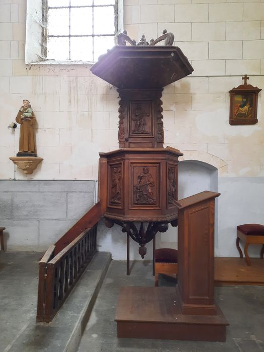 chaire à prêcher - © Ministère de la Culture (France), Conservation des antiquités et des objets d’art de Vendée – Tous droits réservés 