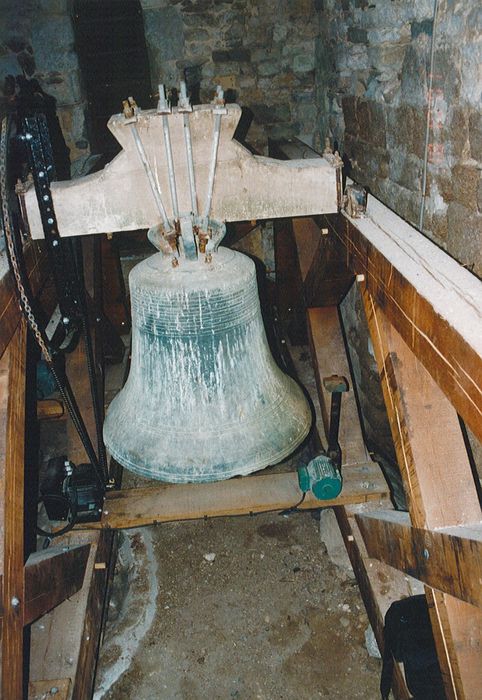 cloche - © Ministère de la Culture (France), Conservation des antiquités et des objets d’art de Vendée – Tous droits réservés 