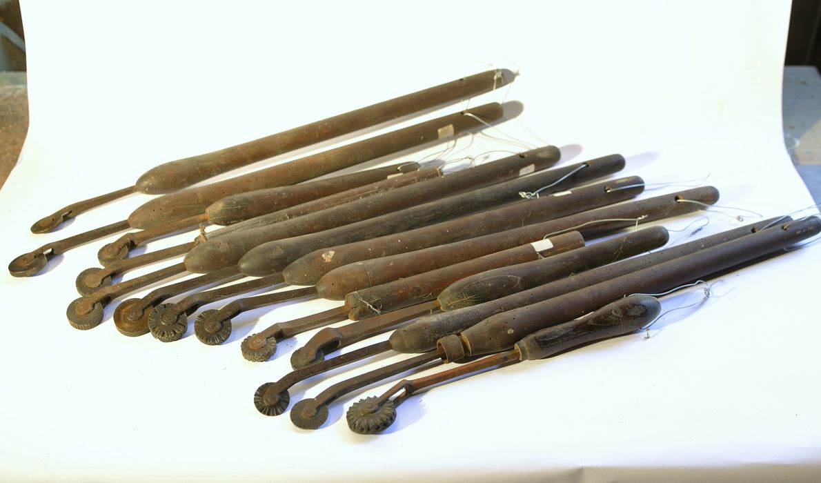 Outils servant à marquer (ensemble de 14 roulettes)