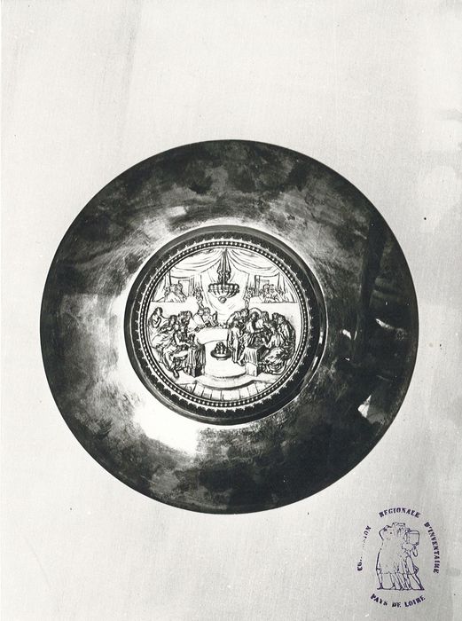 patène - © Ministère de la Culture (France), Conservation des antiquités et des objets d’art de Vendée – Tous droits réservés 