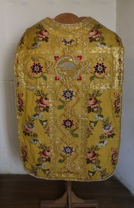 chasuble (ornement doré)