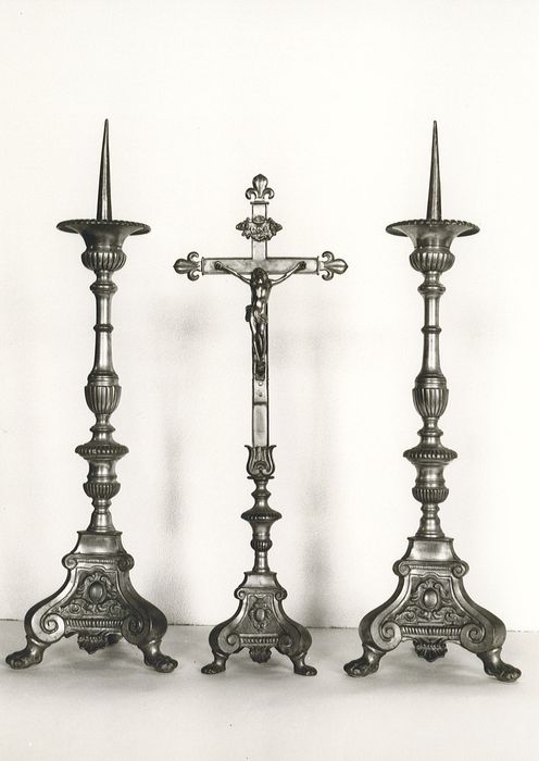 chandeliers d'autel (garniture d'autel) - © Ministère de la Culture (France), Conservation des antiquités et des objets d’art de Vendée – Tous droits réservés