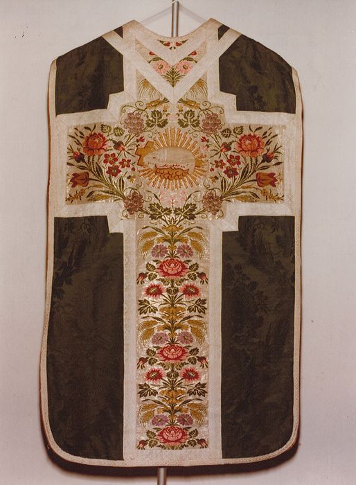 chasuble (ornement vert) - © Ministère de la Culture (France), Conservation des antiquités et des objets d’art de Vendée – Tous droits réservés