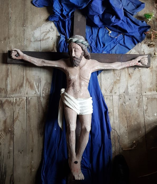 statue : Christ en croix - © Ministère de la Culture (France), Conservation des antiquités et des objets d’art de Vendée – Tous droits réservés