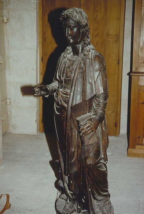 statue : Saint Jean l'Evangéliste