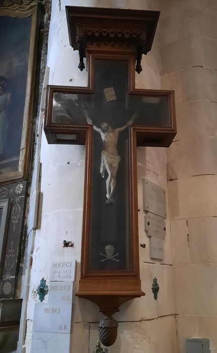 croix (crucifix)