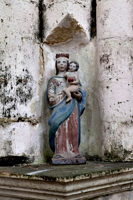 Statue : Vierge à l'Enfant