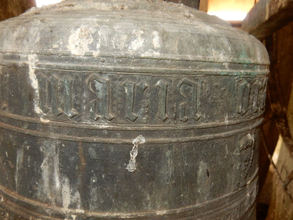 cloche, détail de l'inscription