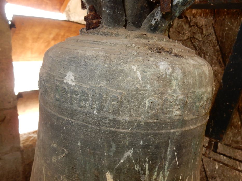 cloche, détail de l'inscription