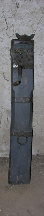 matériel de levage (cric de levage) - © Ministère de la Culture (France), Conservation des antiquités et des objets d’art de la Vienne – Tous droits réservés