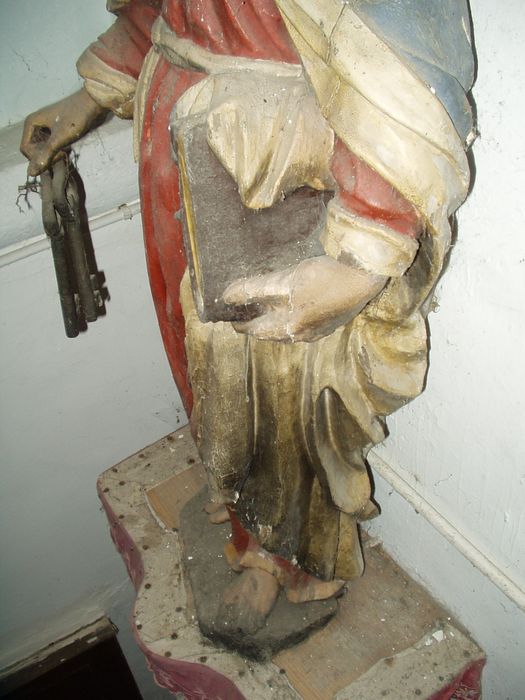 statue : Saint Pierre, détail