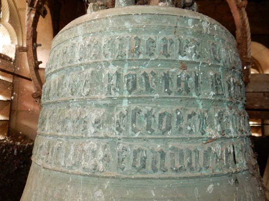 cloche, détail de l'inscription