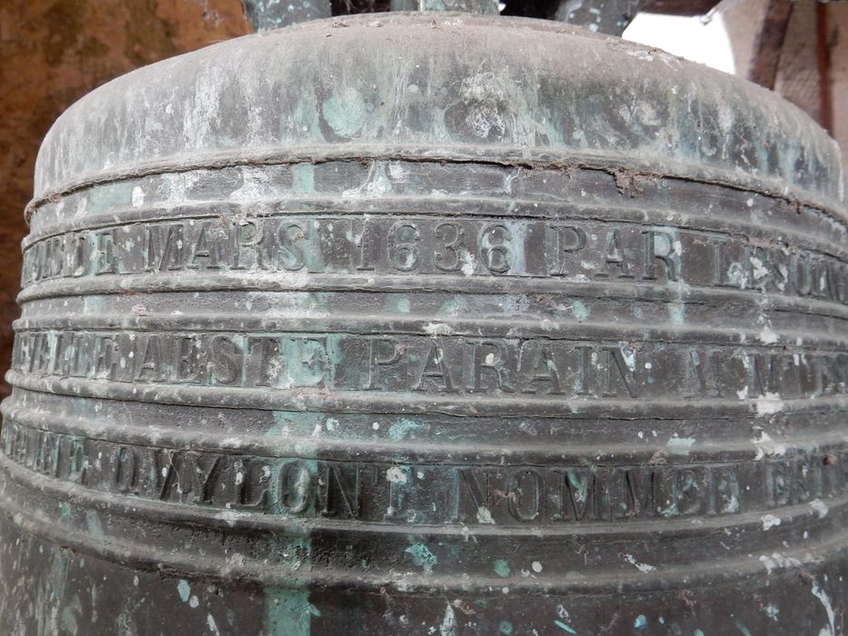 cloche dite Estienne, détail de l'inscription