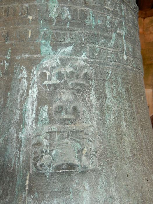 cloche, détail de l'inscription