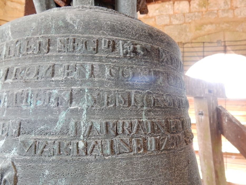 cloche, détail de l'inscription