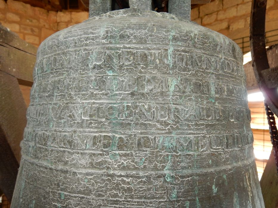 cloche, détail de l'inscription
