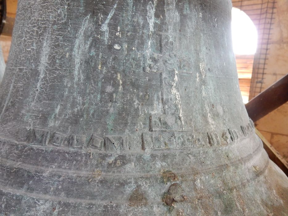 cloche, détail de l'inscription