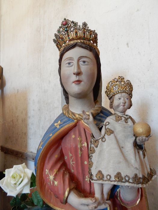 statue : Vierge à l'Enfant, vue partielle