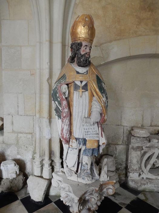 statue : Saint Martin - © Ministère de la Culture (France), Conservation des antiquités et des objets d’art de la Vienne – Tous droits réservés 
