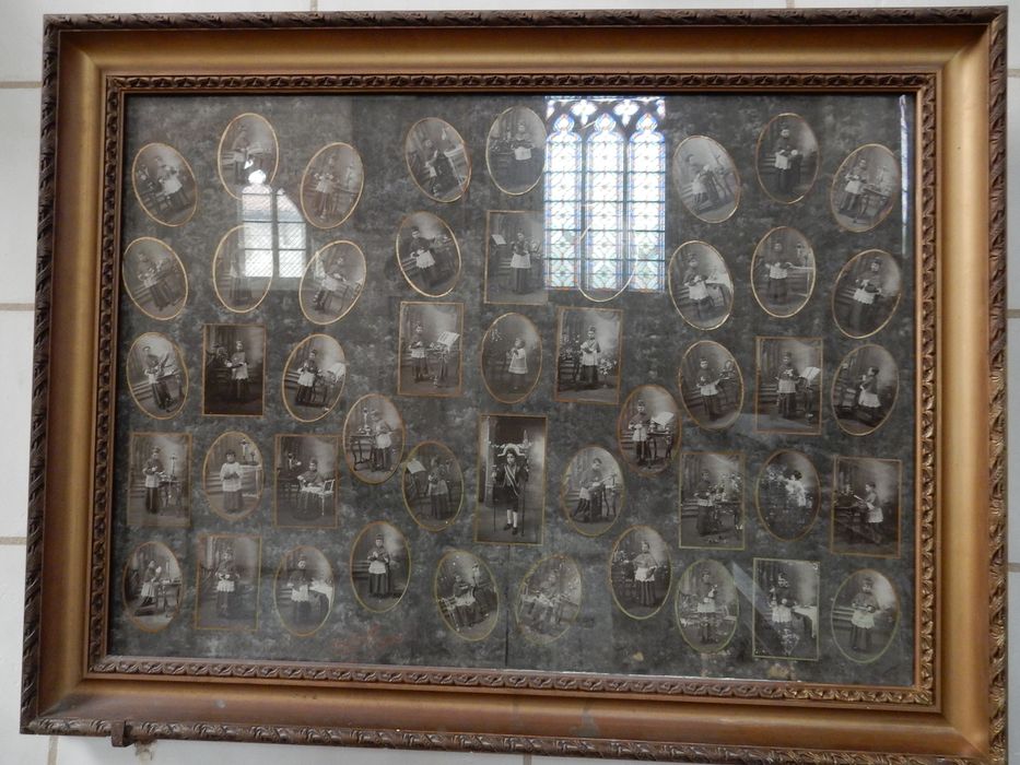 photographies : Enfants de choeur de la paroisse - © Ministère de la Culture (France), Conservation des antiquités et des objets d’art de la Vienne – Tous droits réservés